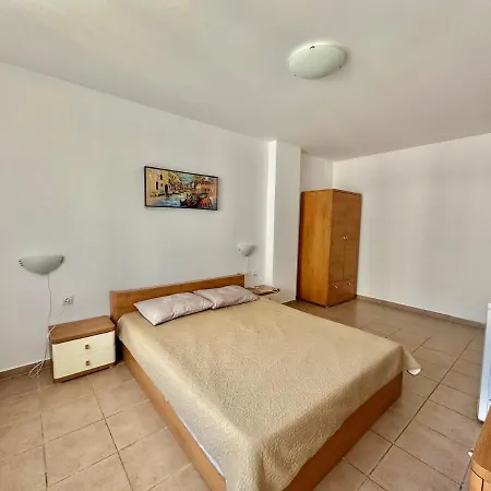 двухкомнатный Apartment